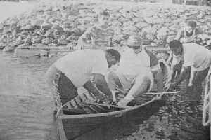 HM KING TAUFA AHAU TUPOU IV BOOT 001